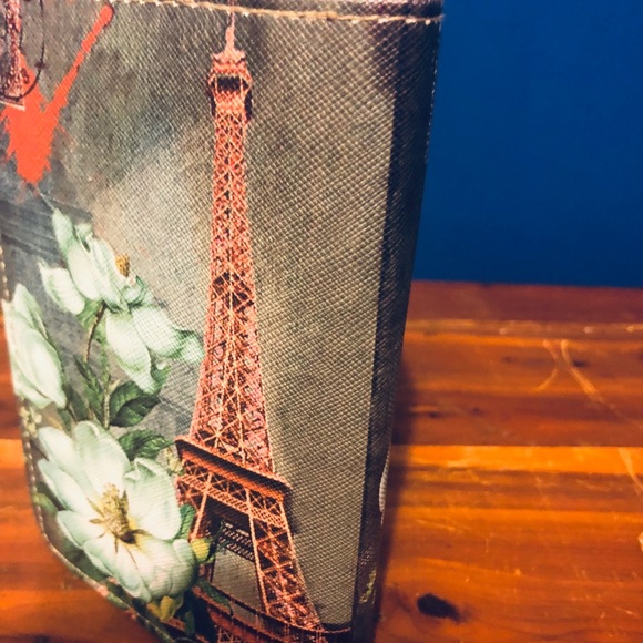 Elegant French Wallet - Picture 3 of 5